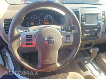 2015 Nissan Frontier SV Extended Cab Medium Bed – miniatura 10