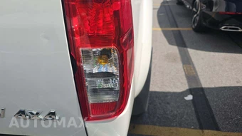 2015 Nissan Frontier SV Extended Cab Medium Bed – miniatura 19