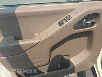 2015 Nissan Frontier SV Extended Cab Medium Bed – miniatura 9
