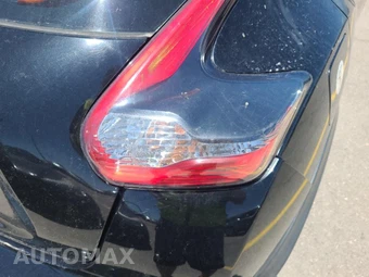 2015 Nissan JUKE S – miniatura 18