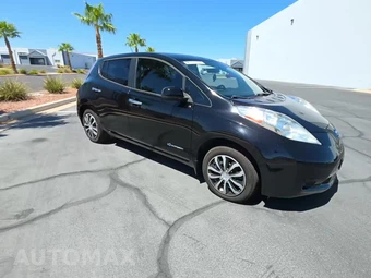 2015 Nissan LEAF S – miniatura 3