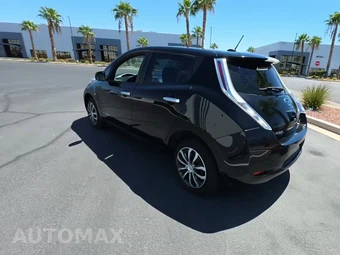 2015 Nissan LEAF S – miniatura 6