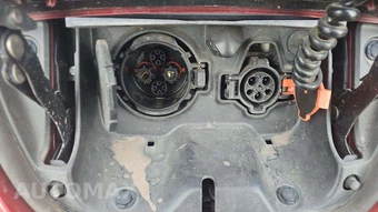2015 Nissan LEAF SL – miniatura 20