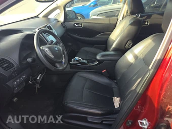 2015 Nissan LEAF SL – miniatura 7
