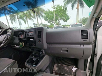 2015 Nissan NV1500 Cargo SV 146.1" WB - miniatura 17