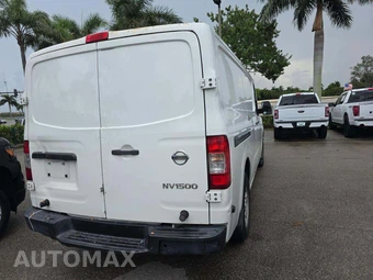 2015 Nissan NV1500 Cargo SV 146.1" WB - miniatura 3