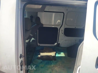 2015 Nissan NV200 Compact Cargo SV 115.2" WB - miniatura 13