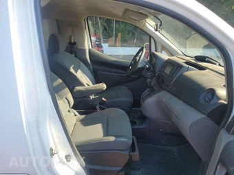 2015 Nissan NV200 Compact Cargo SV 115.2" WB - miniatura 8