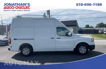 2015 Nissan NV2500 HD Cargo SV High Roof 146.1" WB - miniatura 4