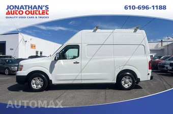 2015 Nissan NV2500 HD Cargo SV High Roof 146.1" WB - miniatura 8