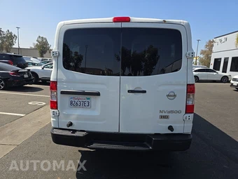 2015 Nissan NV3500 HD Passenger S 146.1" WB - miniatura 5