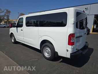 2015 Nissan NV3500 HD Passenger S 146.1" WB - miniatura 6