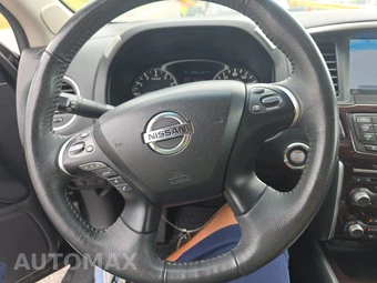 2015 Nissan Pathfinder Platinum – miniatura 10