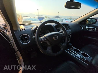 2015 Nissan Pathfinder Platinum - miniatura 11