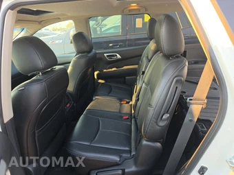 2015 Nissan Pathfinder Platinum - miniatura 13