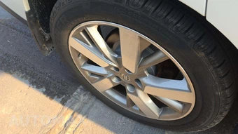 2015 Nissan Pathfinder Platinum - miniatura 24