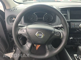 2015 Nissan Pathfinder S - miniatura 10