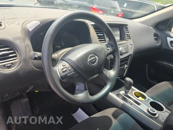 2015 Nissan Pathfinder S - miniatura 10