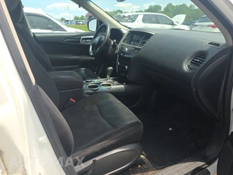 2015 Nissan Pathfinder S - miniatura 8