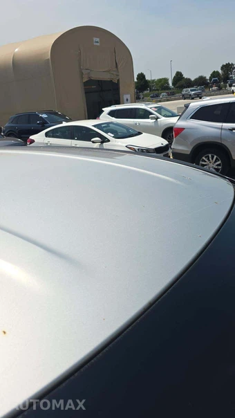2015 Nissan Pathfinder S – miniatura 28
