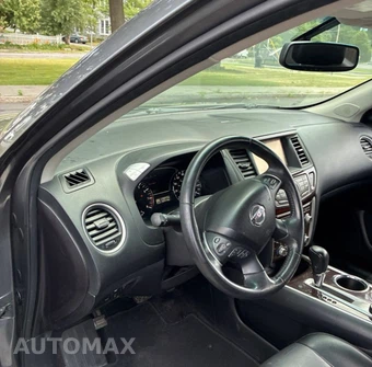 2015 Nissan Pathfinder SL - miniatura 15
