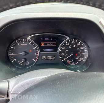2015 Nissan Pathfinder SL - miniatura 16
