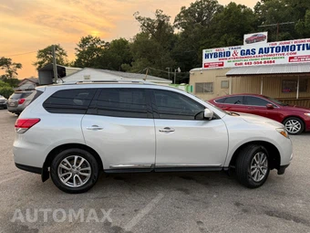 2015 Nissan Pathfinder SL - miniatura 16