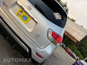 2015 Nissan Pathfinder SL - miniatura 25