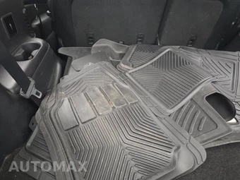 2015 Nissan Pathfinder SL - miniatura 17