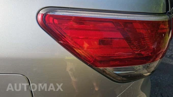 2015 Nissan Pathfinder SL – miniatura 39