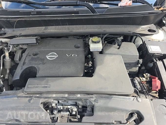 2015 Nissan Pathfinder SL – miniatura 16
