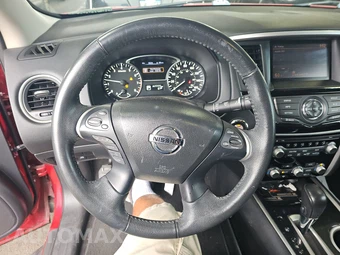 2015 Nissan Pathfinder SV – miniatura 10