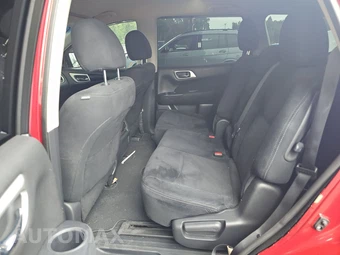 2015 Nissan Pathfinder SV – miniatura 13
