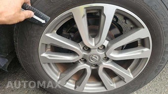 2015 Nissan Pathfinder SV – miniatura 28