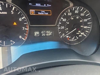 2015 Nissan Pathfinder SV – miniatura 15
