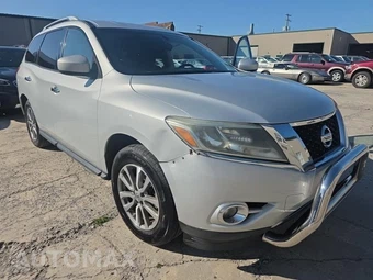 2015 Nissan Pathfinder SV – miniatura 3