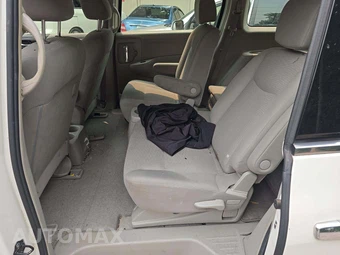 2015 Nissan Quest S 118.1" WB - miniatura 13