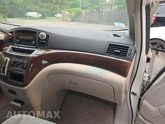 2015 Nissan Quest S 118.1" WB - miniatura 20