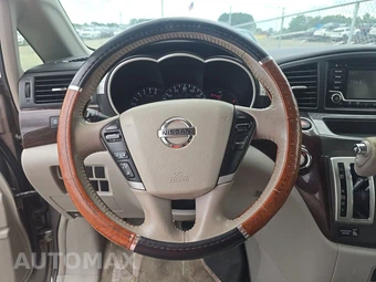 2015 Nissan Quest SV 118.1" WB - miniatura 10