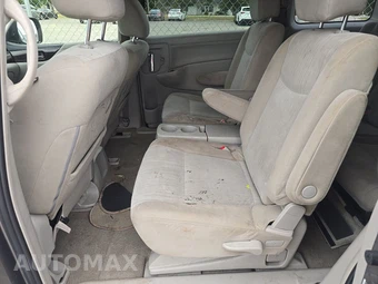 2015 Nissan Quest SV 118.1" WB - miniatura 13