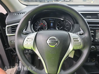 2015 Nissan Rogue S - miniatura 10