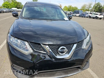 2015 Nissan Rogue S – miniatura 2