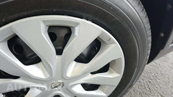 2015 Nissan Rogue S – miniatura 45