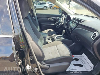2015 Nissan Rogue S – miniatura 8