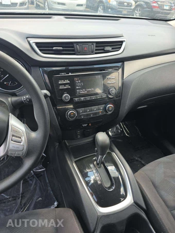2015 Nissan Rogue S – miniatura 10