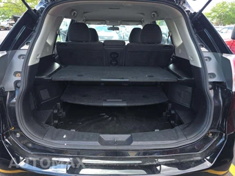 2015 Nissan Rogue S – miniatura 14