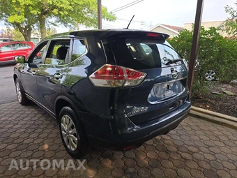 2015 Nissan Rogue S - miniatura 2