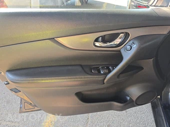2015 Nissan Rogue S – miniatura 9