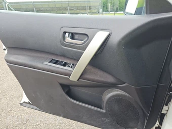 2015 Nissan Rogue Select S - miniatura 9