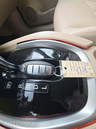 2015 Nissan Rogue SL – miniatura 8